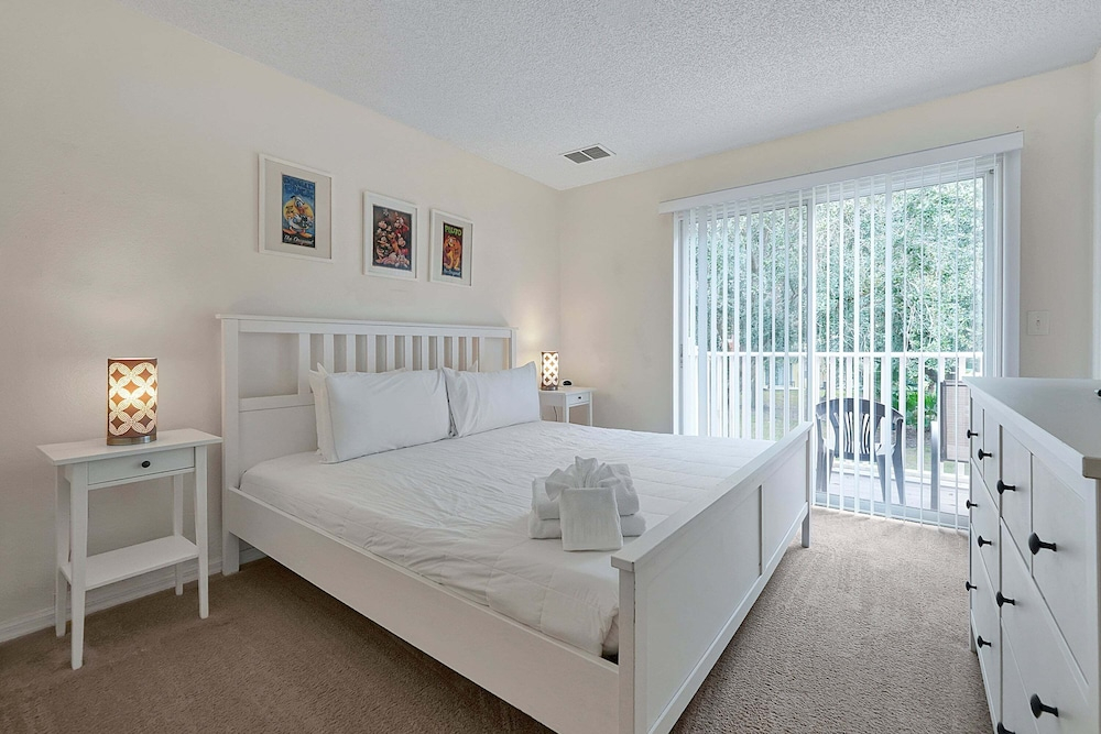 8460 Crystal Cove Loop 3bed