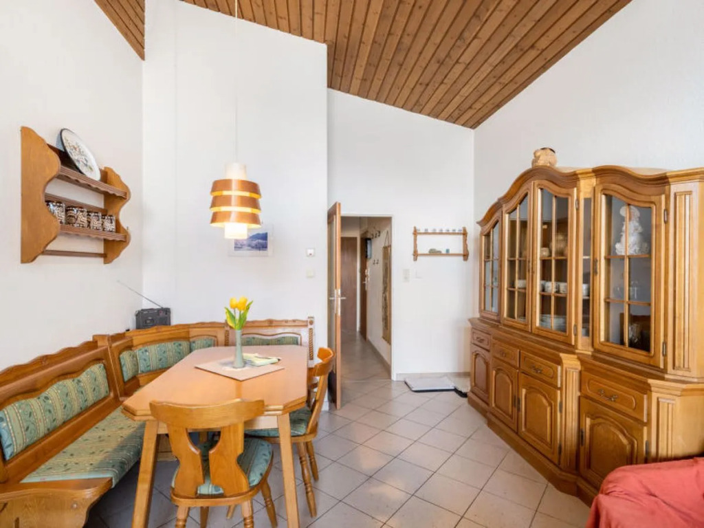 Haus Point 25020