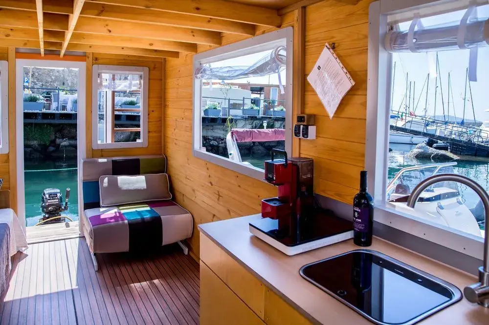 House Boat Alghero Gialla