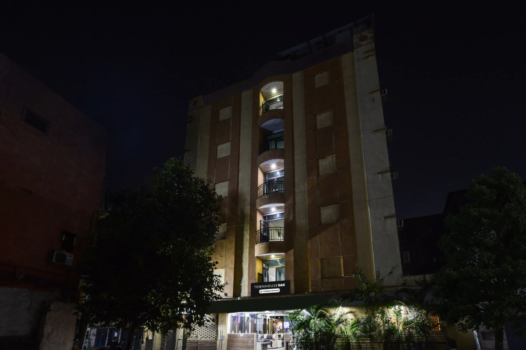 Townhouse OAK Secunderabad Near Railway Station Formerly Hotel Brahma