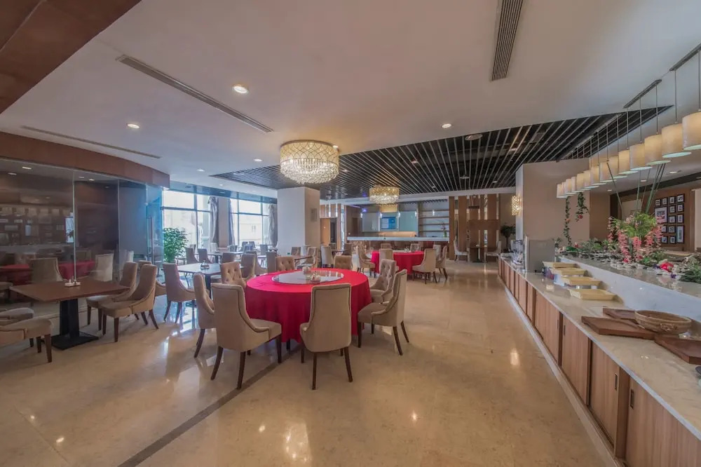 New Century Manju Pudong Airport Hotel