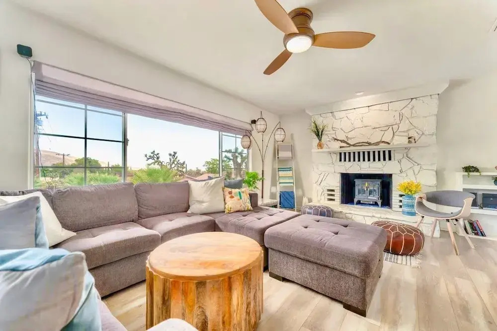 Indigo Sky Oasis - Pool & Hot Tub 4 Bedroom Home