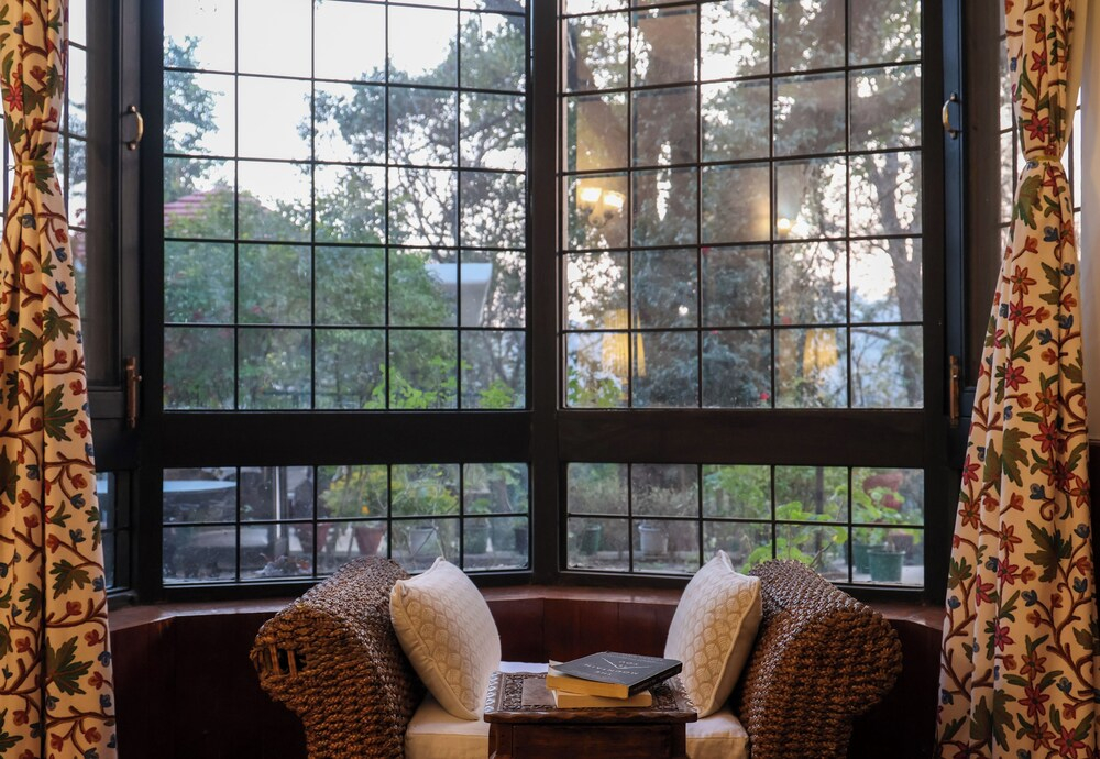 Alaya Stays Thistle House 4 BHK Hideaway