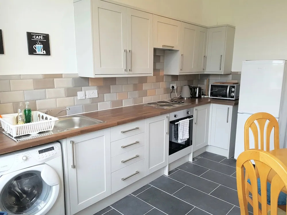Dragon - Whitecrook Apartment 2 Bedroom Home