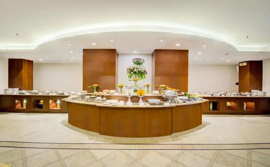The Elite Grand