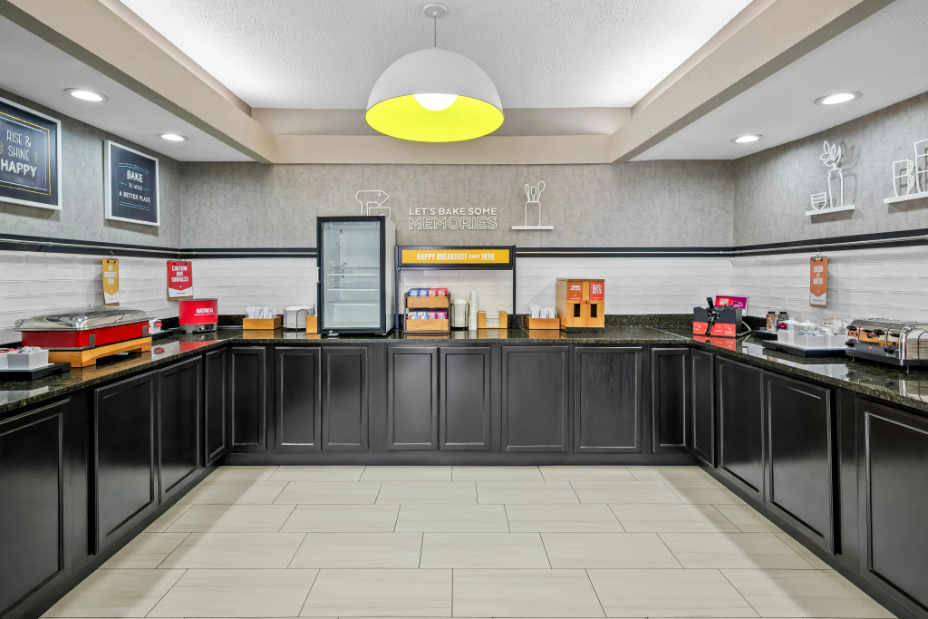 Hampton Inn Bloomington West