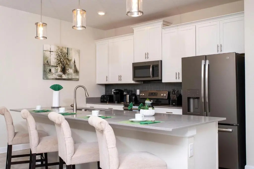 Gorgeous Decor 4 Bd w Pool Close to Disney 4820