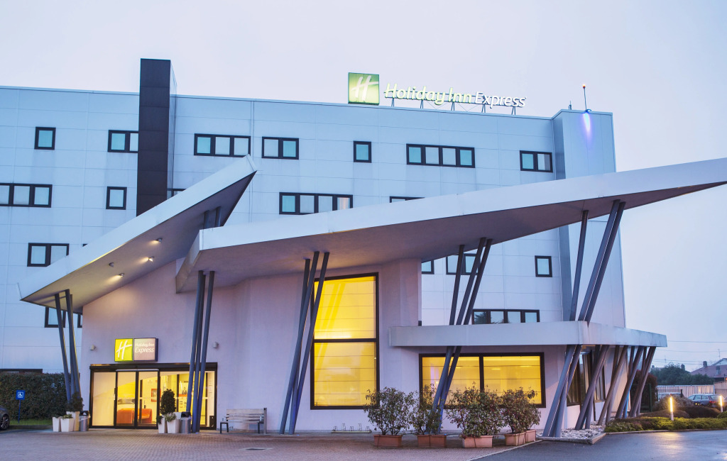 Holiday Inn Express Milan-Malpensa Airport by IHG
