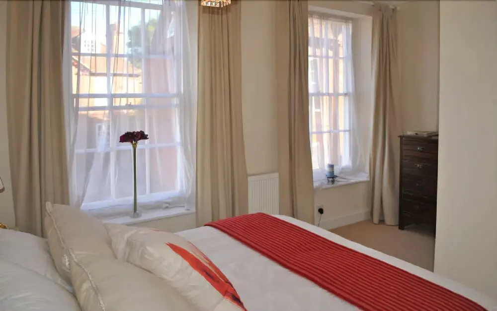 Minerva House, Chichester 48465