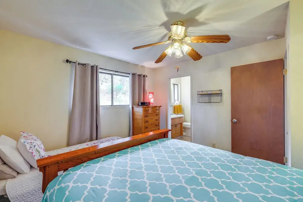 Serene Groveland Cabin Rental Near Yosemite