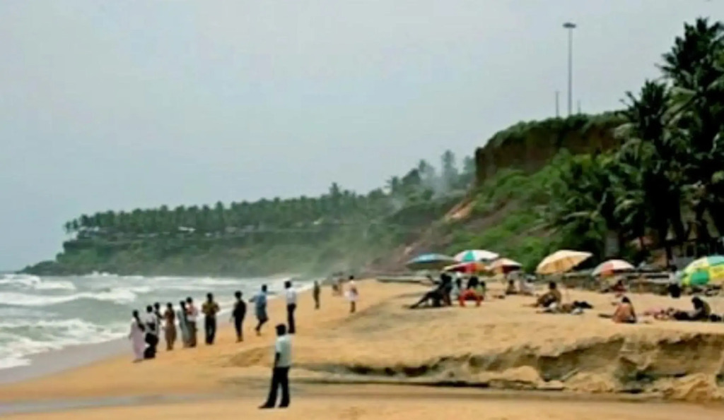 Anandan Tourist Home