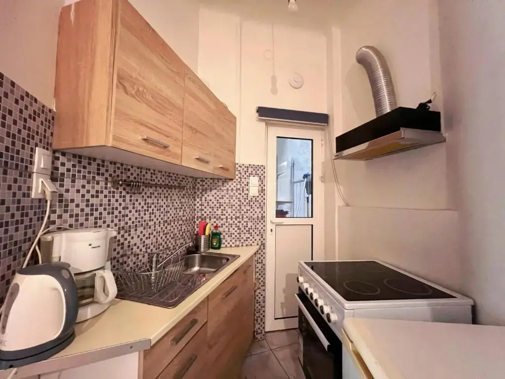 Stathmos Larissis A, a cozy 2BR Apartment, Clo...
