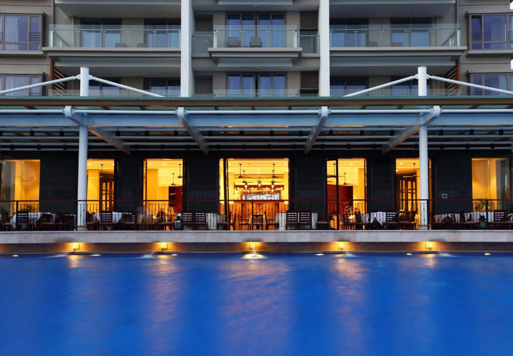 Отель Sanya Seacube Holiday