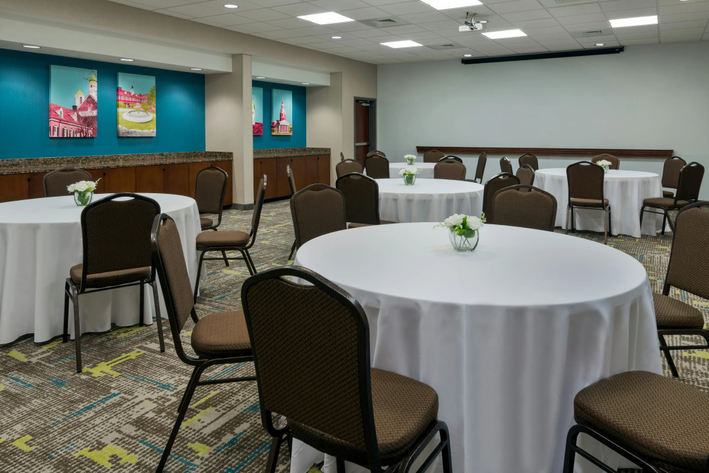 Hampton Inn & Suites Winston-Salem/University Area