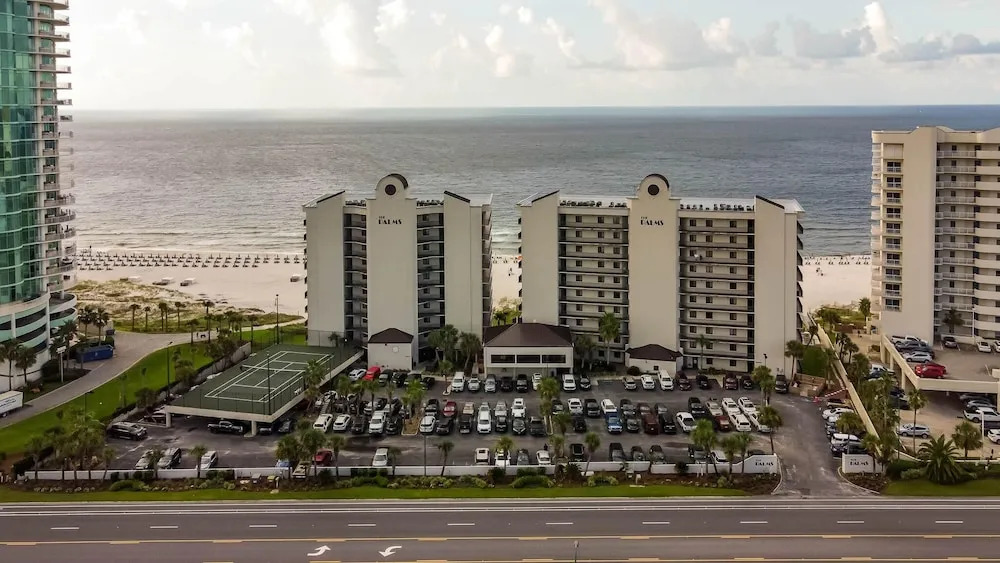 The Palms 504e