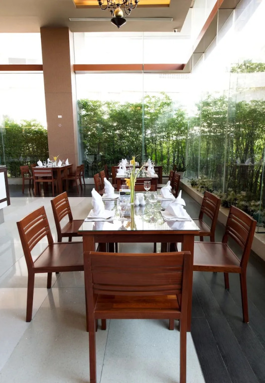 Best Western Plus Grand Howard