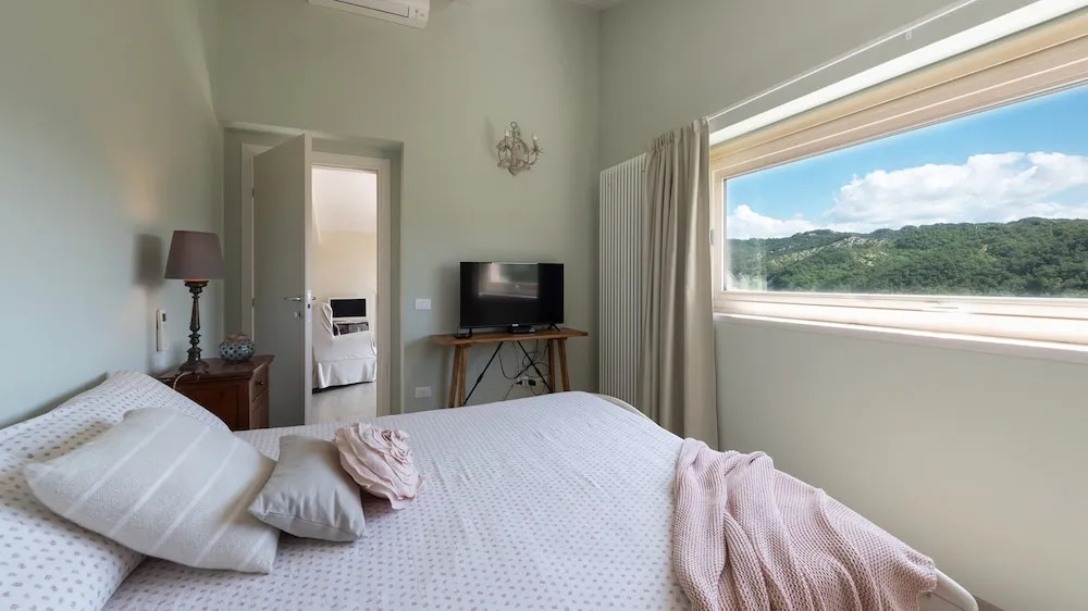Heartbreaking Charming Villa in Chipieri - Marche
