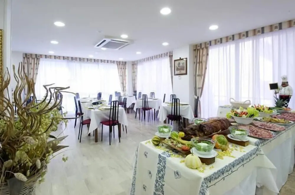 Hotel B&B Montecarlo