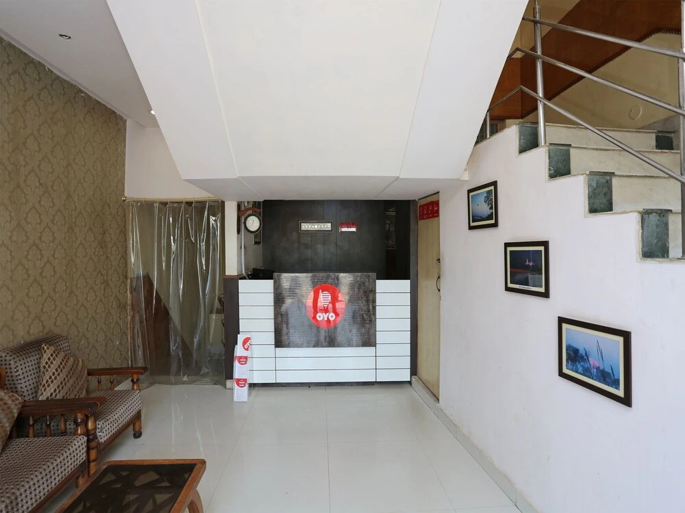 Hotel Maharana Palace