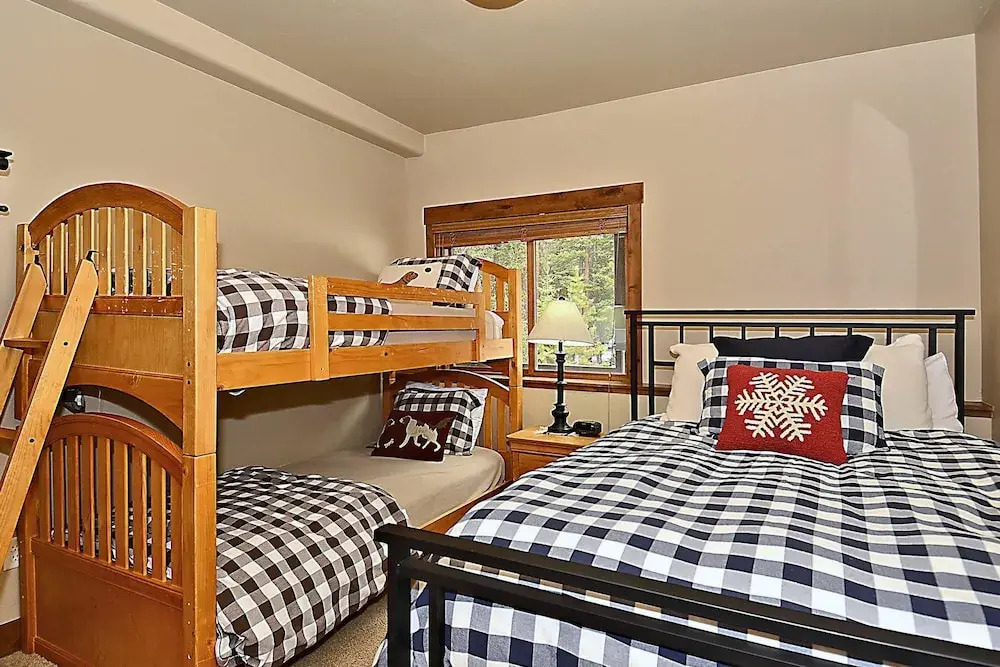 Base Camp 480 4 Bedroom Holiday Home by Winter Park Lodging Company