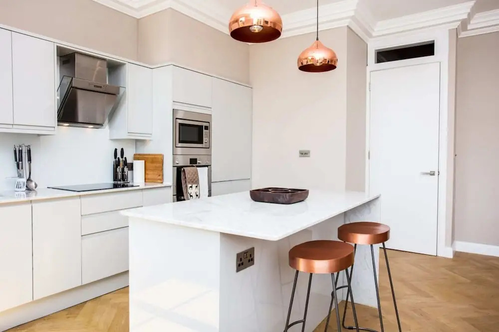 Bright, Vibrant 1 BD Apartment in Sth Hampstead