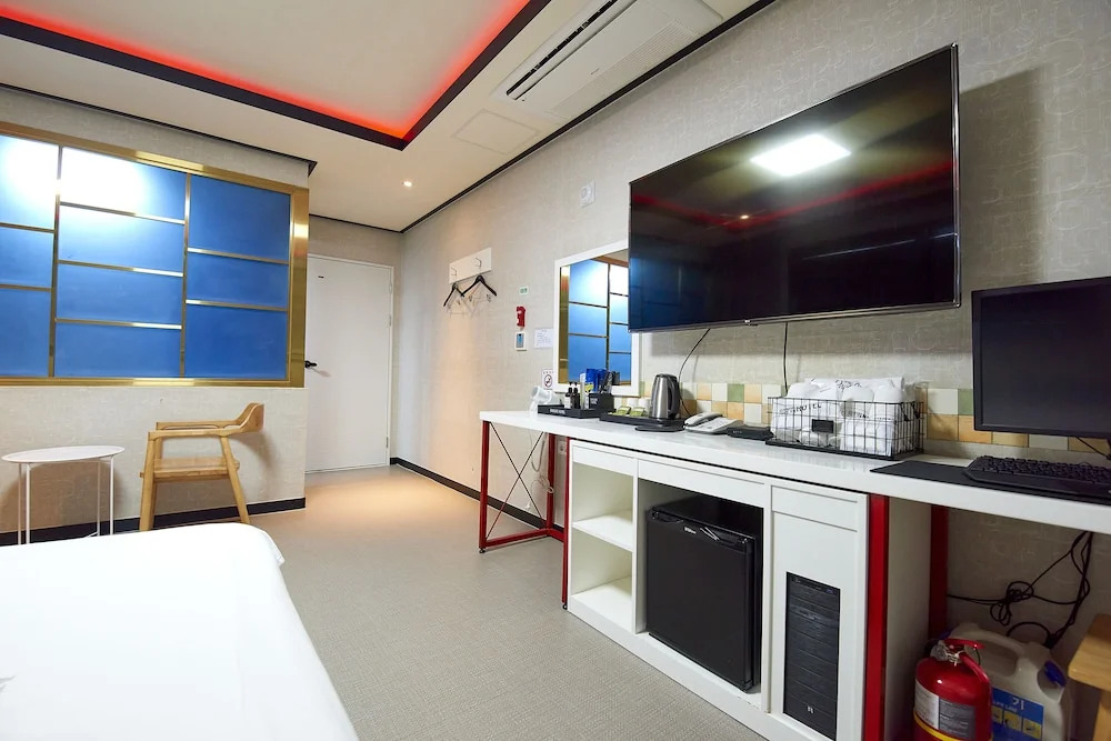 Danube HOTEL