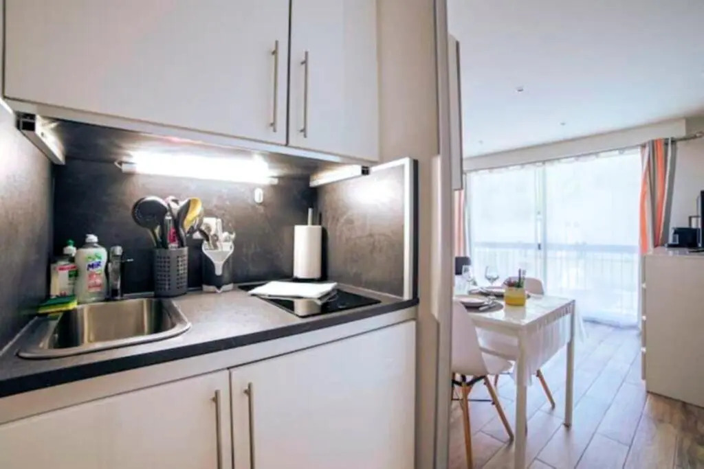 Cocoon Center - Rue d'antibes - 200m plage- Clim - wifi - Unique