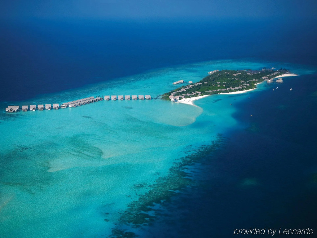 Four Seasons Resort Maldives at Landaa Giraavaru