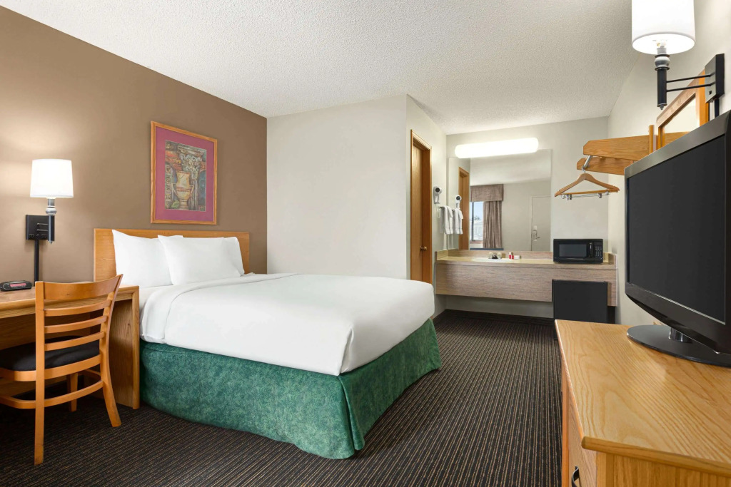 Travelodge By Wyndham Wellington