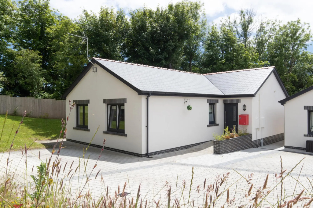 Parsonage Cottage- Peaceful Dog Friendly Cottage