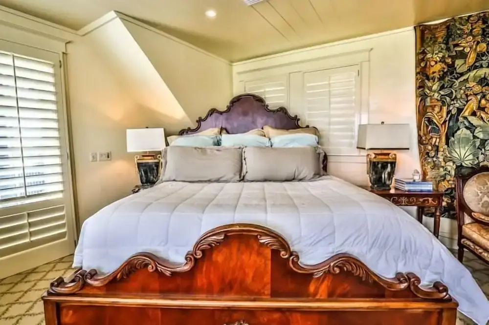 Dream Weaver 5 Bedroom Holiday Home by Five Star Properties