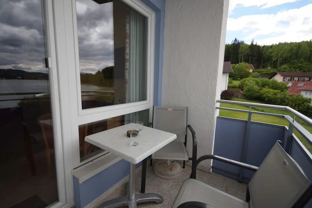 Strandhotel Schabus