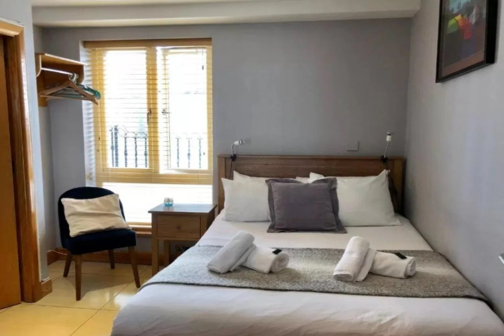 The Eyre Square Townhouse