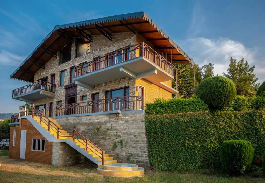 BluSalzz Homes - The Himalayan Bungalow, Almora - Uttarakhand