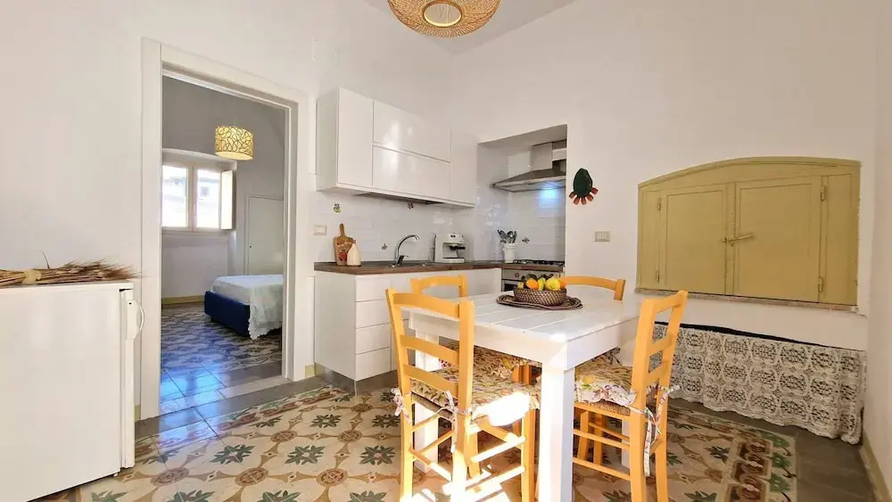 Dimora Maniscalco With Star Vault Ceilings in Matino 2 Bedrooms