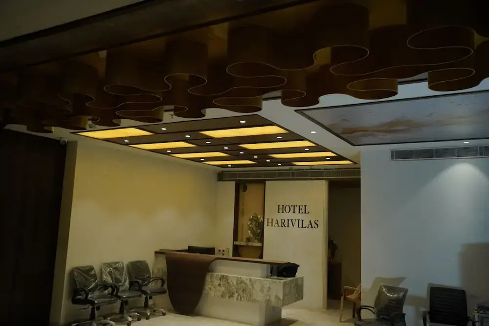 Hotel Harivilas