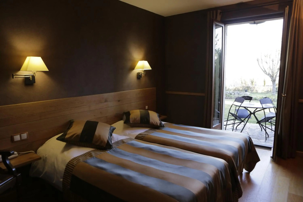 Hotel Restaurant Auberge du Barrez Logis