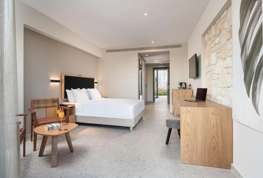 Portes Lithos Luxury Resort