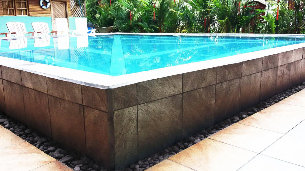 Lizard King Hotel & Suites