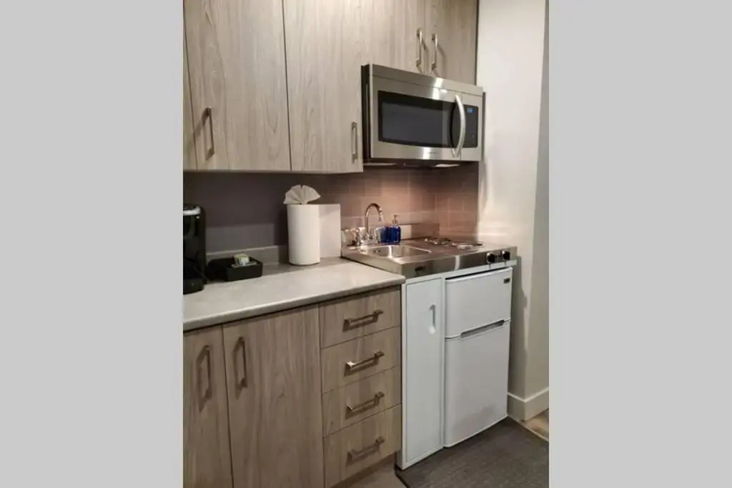 Cozy Sweet Studio #4, Only 10 min to D.T. Ottawa