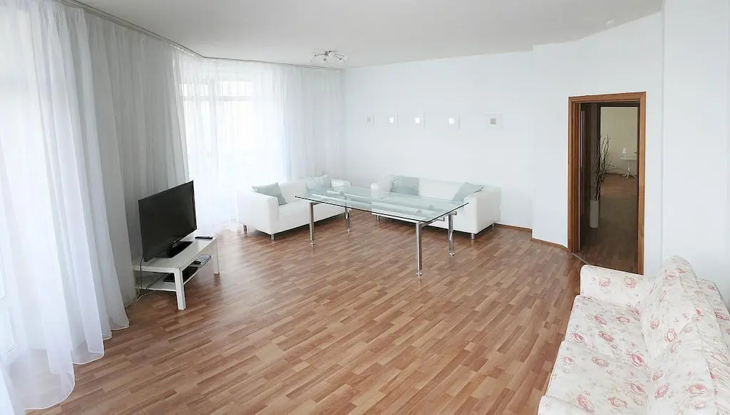 Akvamarin Mini Otel' Na Radischeva 18
