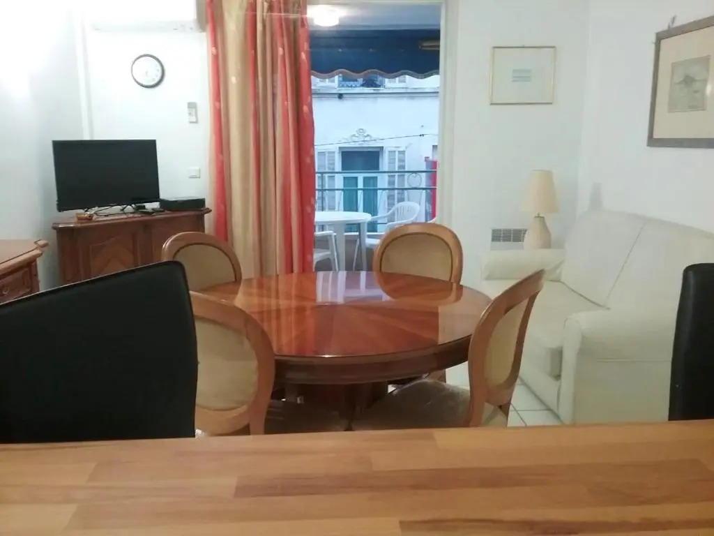 Appartement de 2 chambres avec wifi a Cannes