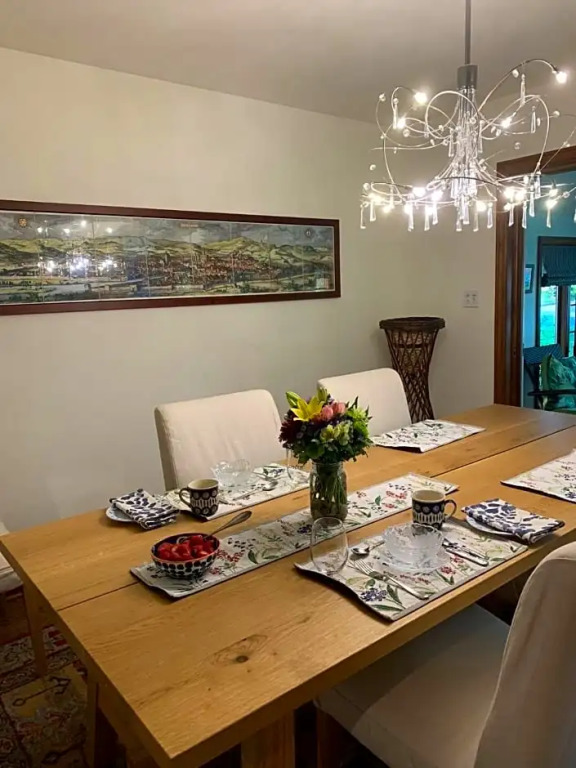 Cedar Gables Bed & Breakfast