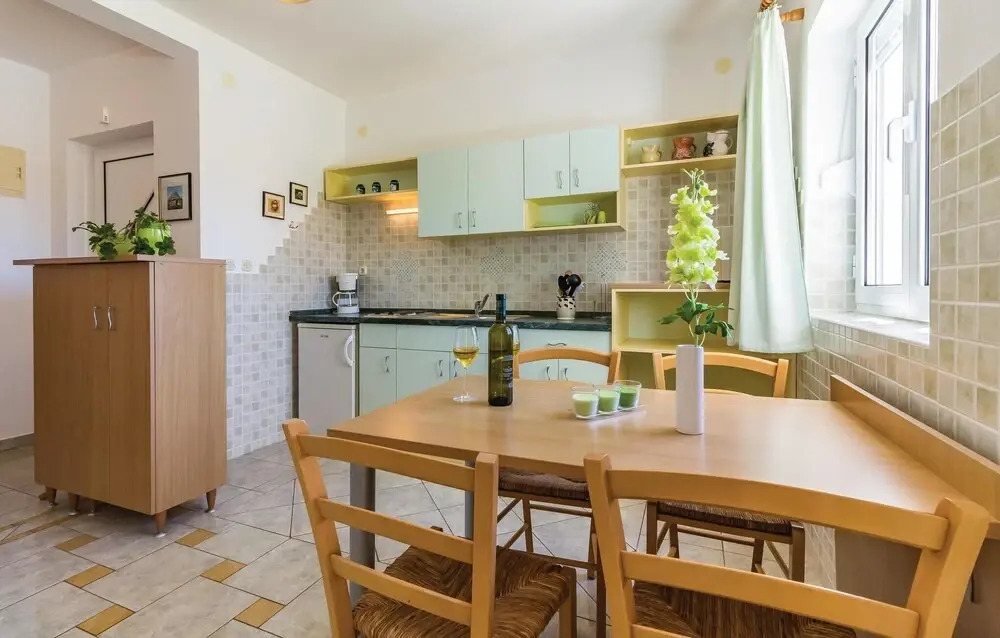 Beautiful Home in Valtura With 4 Bedrooms, Wifi and Outdoor Swimming Pool