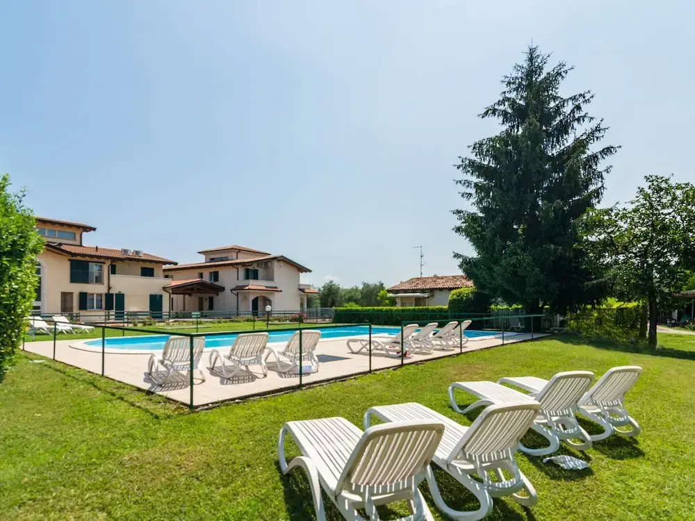 Modern Salo Flat With Pool