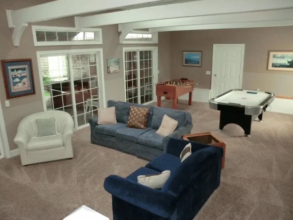 Seaside Manor