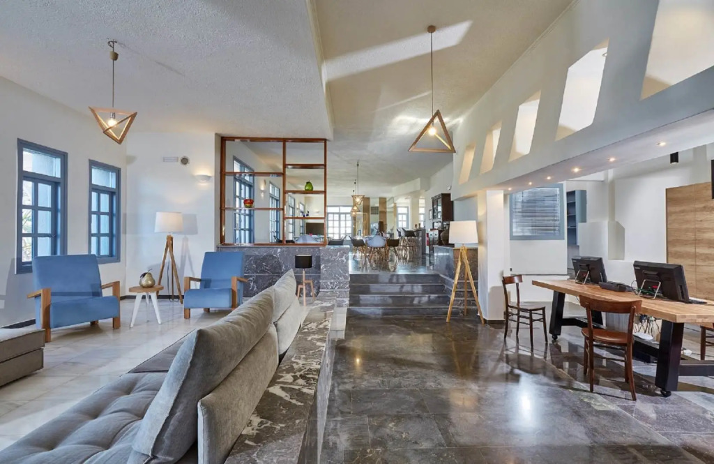 Vasia Ormos Hotel