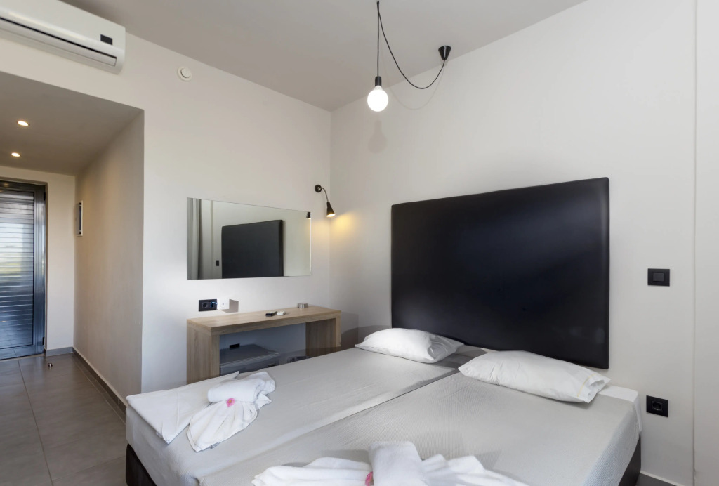 Отель Evita Resort