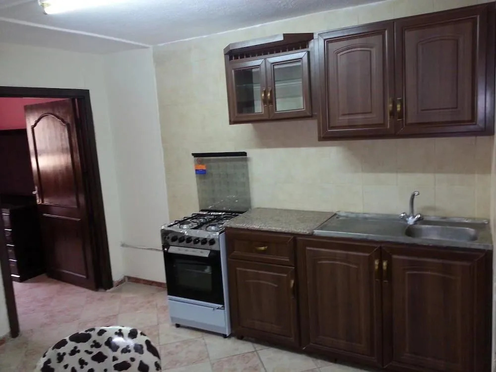 Al-Khalili Apartment
