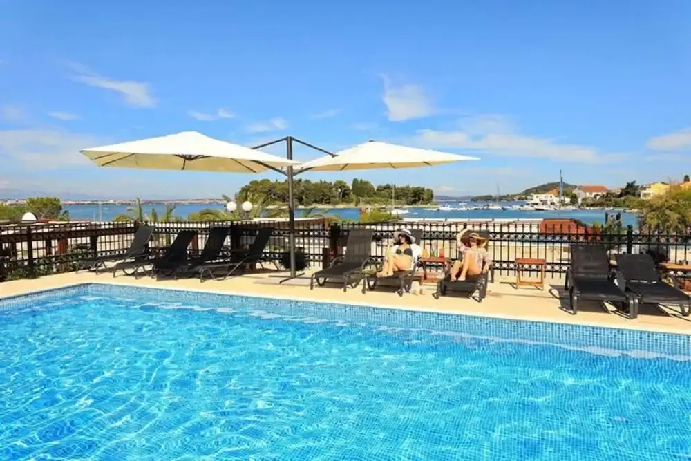 Apartment on Ugljan With Pool & Sandy Beach